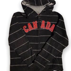 🎈$5 Find! YOUTH Gap zip up fleece hoodie